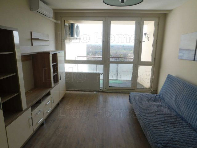 Kiadó panellakás, albérlet, Siófokon 230 E Ft / hó, 3 szobás