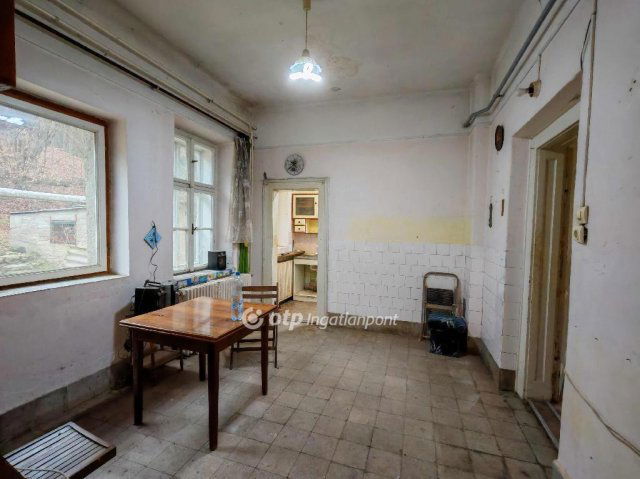 Eladó ikerház, Miskolcon 19 M Ft, 2 szobás / költözzbe.hu