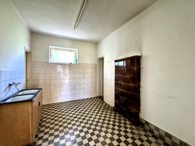 Eladó családi ház, Sümegen 32.5 M Ft, 4 szobás