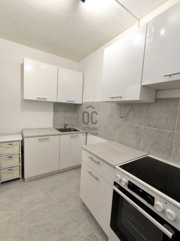 Eladó panellakás, Budapesten, III. kerületben 73.5 M Ft, 2 szobás