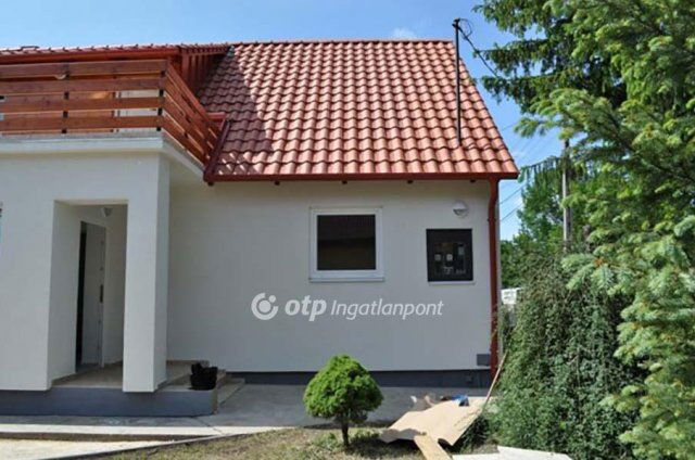 Eladó családi ház, Gárdonyban 150 M Ft, 5+5 szobás