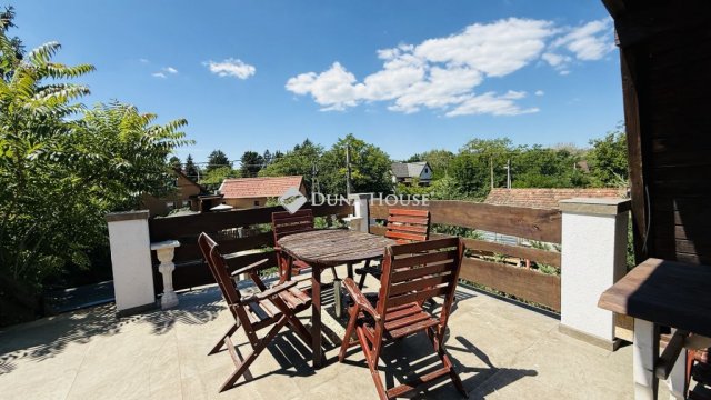 Eladó téglalakás, Szigetmonostorban 39.9 M Ft, 1 szobás