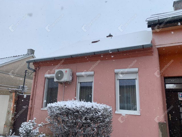 Eladó téglalakás, Nagykanizsán 27.9 M Ft, 2 szobás