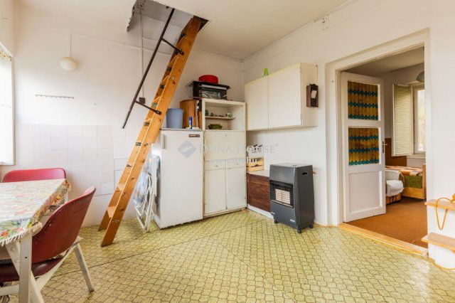 Eladó családi ház, Ürömön 17.9 M Ft, 2 szobás