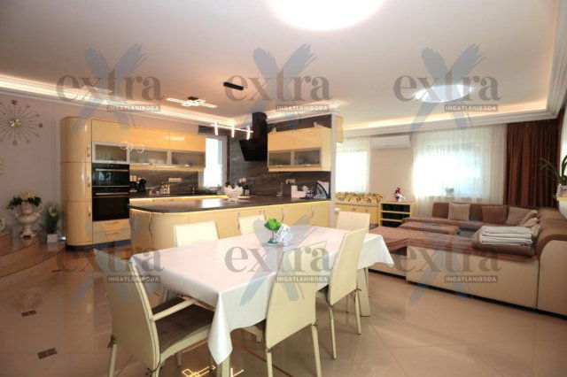 Eladó családi ház, Ferencszálláson 120 M Ft, 5 szobás