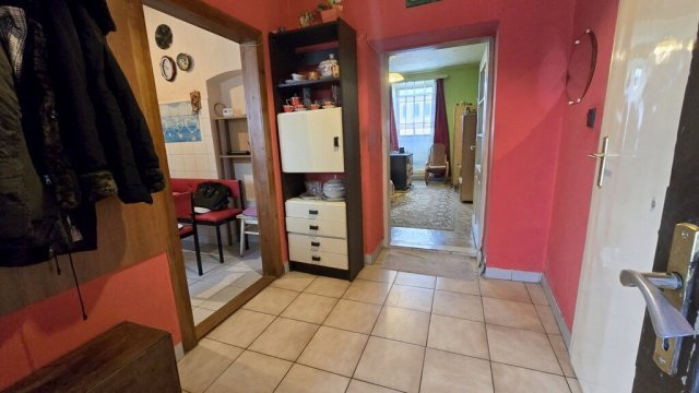 Eladó családi ház, Cegléden 37.9 M Ft, 3 szobás