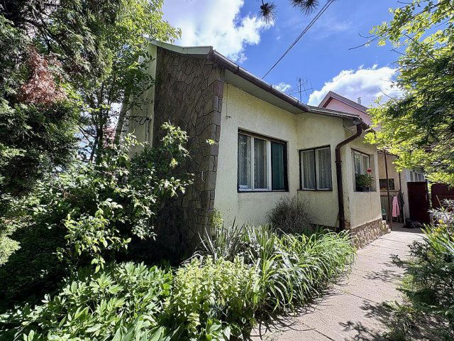 Eladó ikerház, Pomázon 63.9 M Ft, 4 szobás