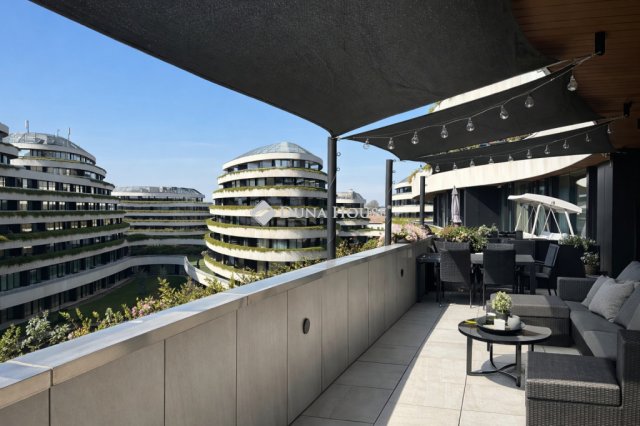 Eladó téglalakás, Szegeden 145 M Ft, 4 szobás