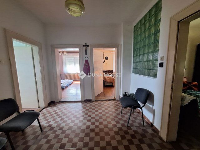 Eladó családi ház, Sárváron 59 M Ft, 4 szobás