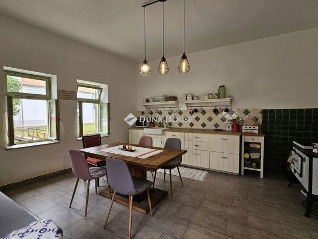 Eladó családi ház, Kisjakabfalván 39.9 M Ft, 2 szobás