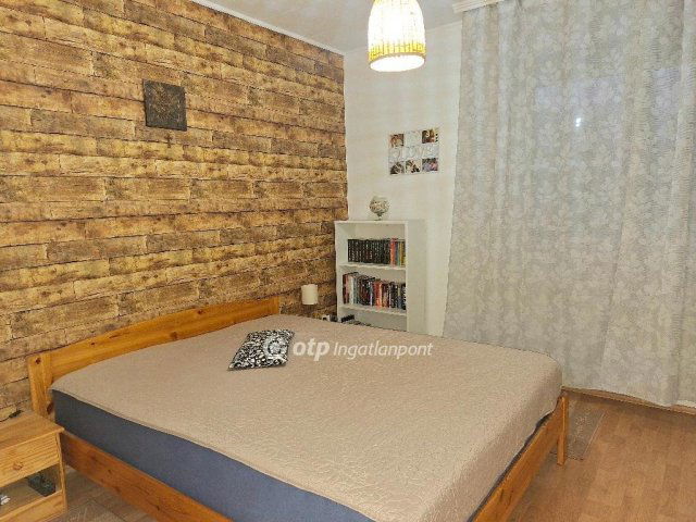 Eladó panellakás, Budapesten, III. kerületben 84.99 M Ft