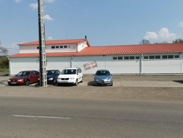 Kiadó üzlethelyiség, Recsken 500 E Ft / hó