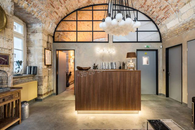 Eladó üzlethelyiség, Budapesten, VII. kerületben 267.462 M Ft