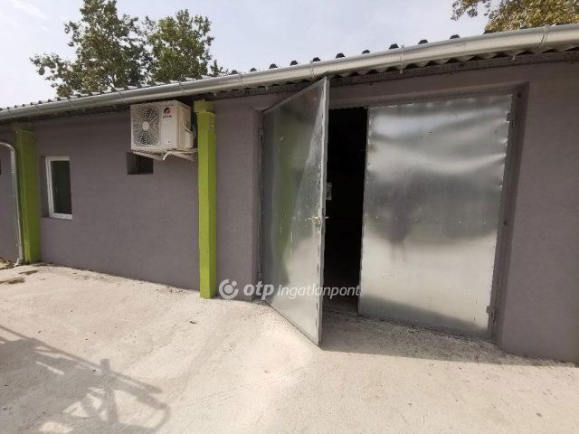 Kiadó ipari ingatlan, Tarjánon 158 E Ft / hó