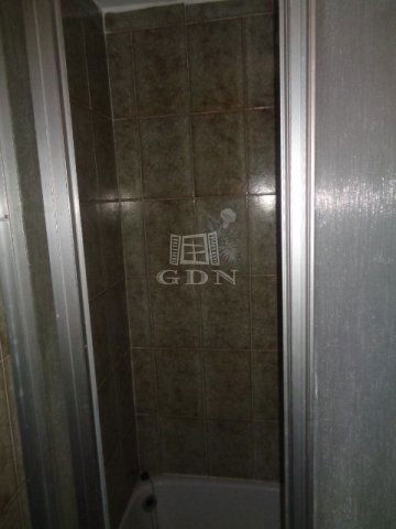 Eladó családi ház, Döröskén 23 M Ft, 1+3 szobás