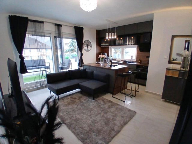 Kiadó téglalakás, albérlet, Debrecenben 570 E Ft / hó, 3 szobás