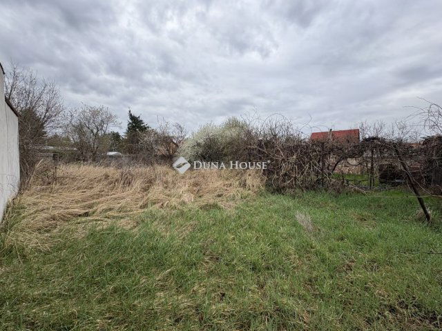 Eladó telek, Vecsésen 54 M Ft / költözzbe.hu