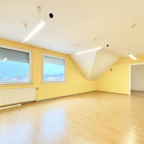 Eladó téglalakás, Budaörsön 135 M Ft, 5 szobás