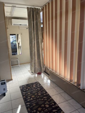 Eladó üzlethelyiség, Kecskeméten 17.9 M Ft