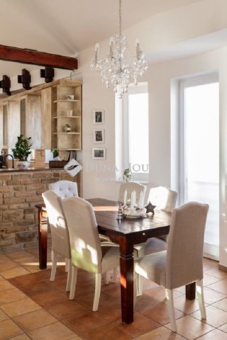 Eladó téglalakás, Mohácson 79.9 M Ft, 4 szobás