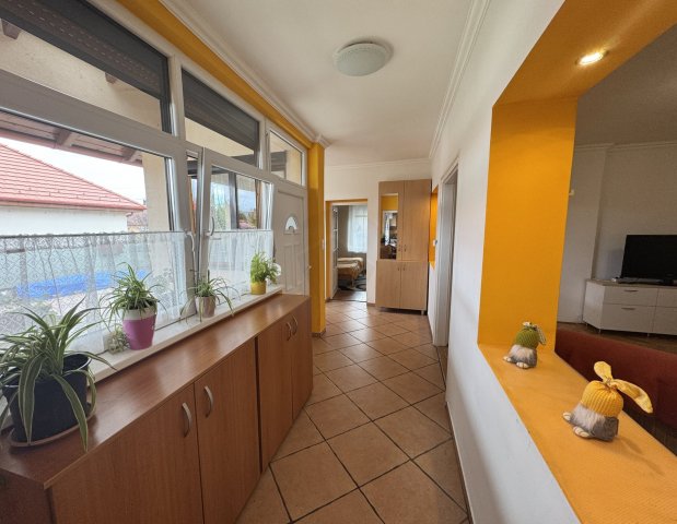 Eladó családi ház, Kistarcsán 145.9 M Ft, 4 szobás