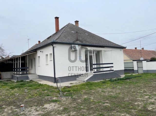 Eladó családi ház, Dunapatajon 54.5 M Ft, 2 szobás