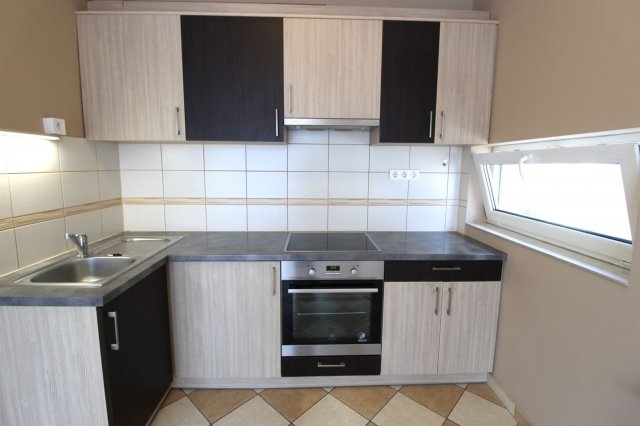 Kiadó téglalakás, albérlet, Győrött 170 E Ft / hó