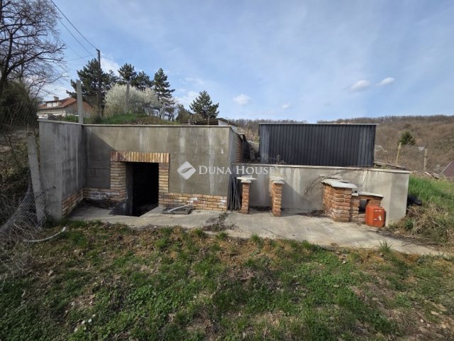 Eladó telek, Pécsett 9.9 M Ft / költözzbe.hu