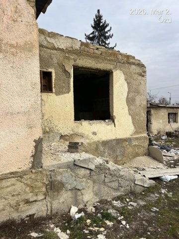 Eladó családi ház, Ózdon, Szemere utcában 4.1 M Ft, 2 szobás