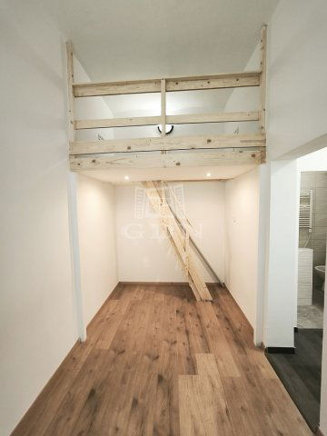 Eladó téglalakás, Budapesten, VII. kerületben 37.9 M Ft