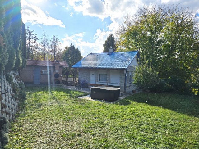 Eladó családi ház, Orfűn 149.9 M Ft, 4 szobás