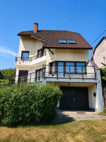 Eladó családi ház, Kaposváron 57 M Ft, 4+1 szobás
