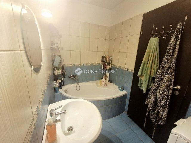 Eladó sorház, Üllőn 124.8 M Ft, 2 szobás / költözzbe.hu