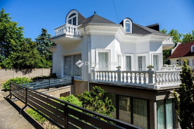 Eladó családi ház, Budapesten, XVI. kerületben 550 M Ft