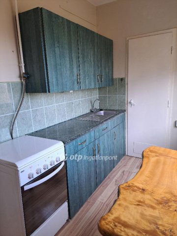 Kiadó panellakás, albérlet, Békéscsabán 85 E Ft / hó