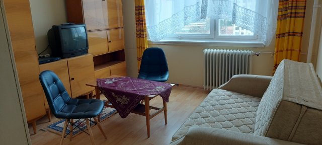Kiadó panellakás, albérlet, Miskolcon 120 E Ft / hó, 2 szobás