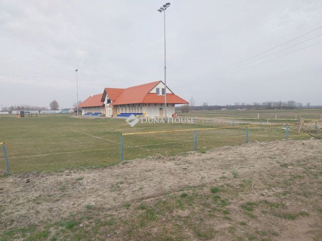 Eladó telek, Vasadon 100 M Ft / költözzbe.hu