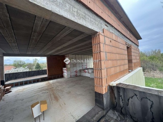 Eladó családi ház, Albertirsán 115 M Ft, 7 szobás