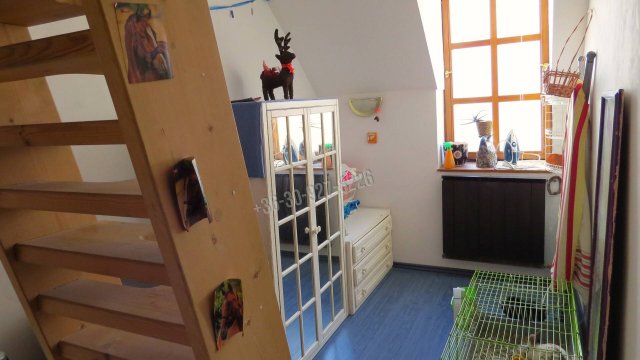 Eladó üzlethelyiség, Győrött 358 M Ft, 6+1 szobás