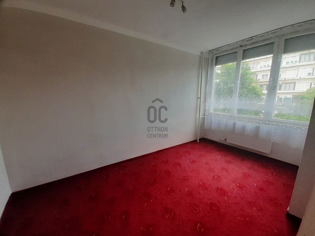 Eladó téglalakás, Salgótarjánban 23.999 M Ft, 2 szobás