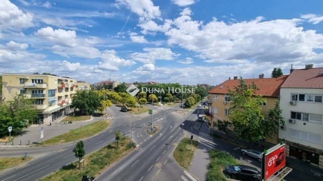 Eladó téglalakás, Budapesten, XI. kerületben 135.9 M Ft