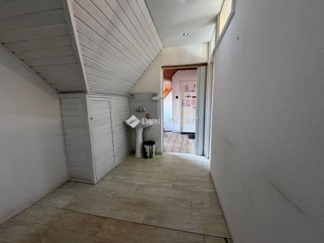 Eladó családi ház, Budapesten, XVII. kerületben 98 M Ft