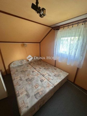 Eladó családi ház, Gombán 24.9 M Ft, 2 szobás