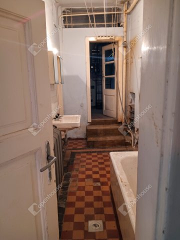 Eladó családi ház, Monoron 49 M Ft, 2 szobás
