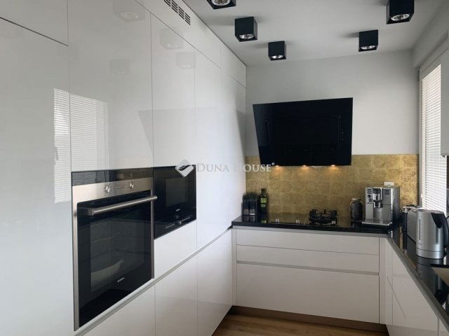 Eladó téglalakás, Budapesten, II. kerületben 275 M Ft, 4 szobás