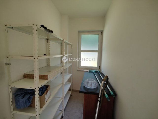 Eladó családi ház, Budapesten, XVIII. kerületben 209 M Ft