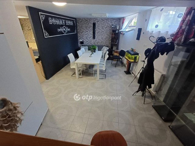 Eladó üzlethelyiség, Nyíregyházán 21.9 M Ft
