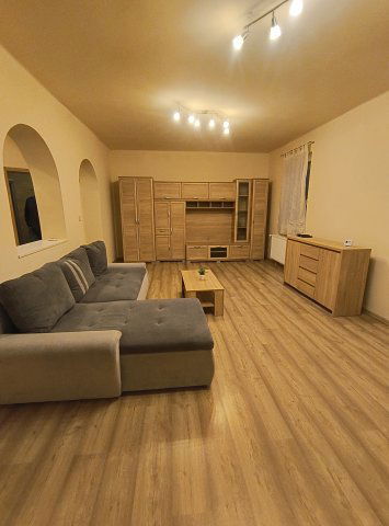 Kiadó ikerház, albérlet, Nyíregyházán 300 E Ft / hó, 3 szobás