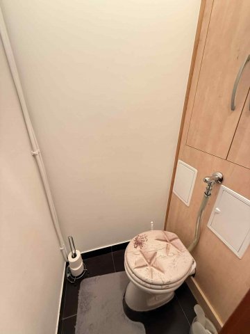 Eladó panellakás, Pécsett, Lahti utcában 54 M Ft, 3 szobás