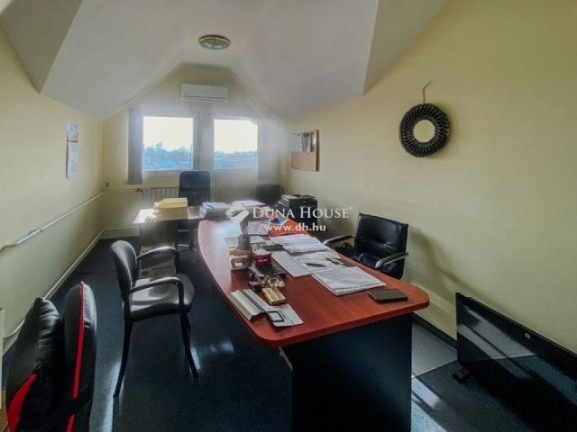 Eladó iroda, Vértesszőlősön 425 M Ft / költözzbe.hu